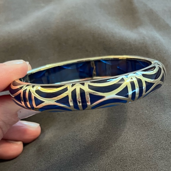 AHC Pillar bracelet; Blue and silver - Picture 1 of 4